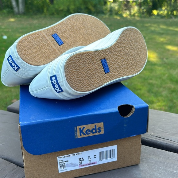 Keds Triple Kick Leather White Platform Shoes - Picture 5 of 6